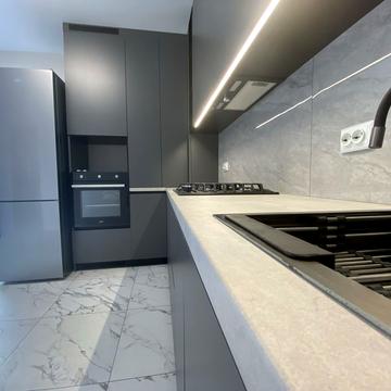 Продаж будинку