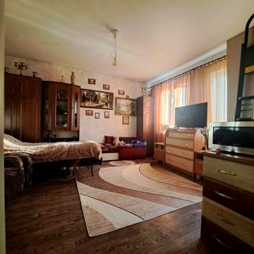 Продам 1 км  Центр