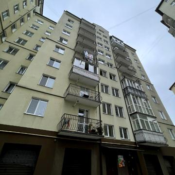 Незалежності вул., 144