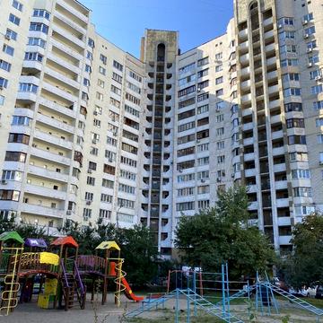 Петра Григоренка просп., 33/44