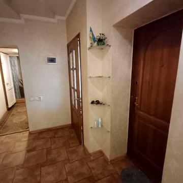Продам 3-х кімнатну квартиру в Богодухові