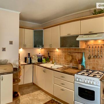 Продаж 3к Квартира Соборності проспект