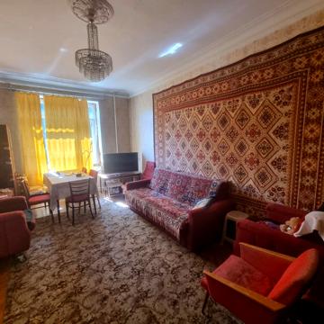 Пилипа Орлика вул., 22/2