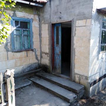 Дом в Кировоградской области Добровеличковского района, п. Кр. Поляна