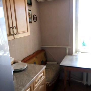 Продаж 2-х кімнатної квартири на Русанівці вул.Ентузіастів 25/2