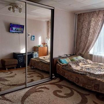Продам квартиру на Лагуновій