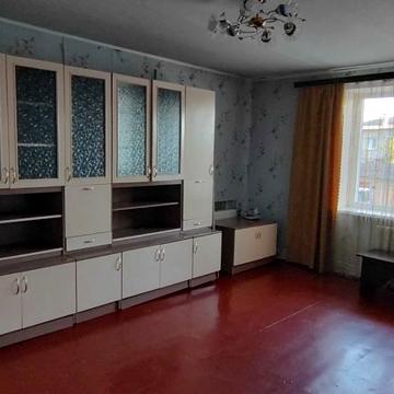 Продам однокімнатну квартиру, в центрі міста. Вул.Соборна 16