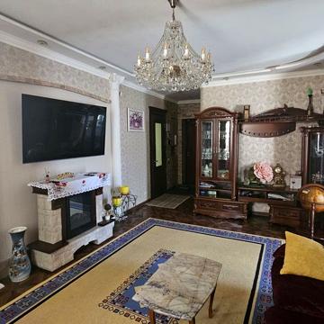 Продам 3к квартиру Центр