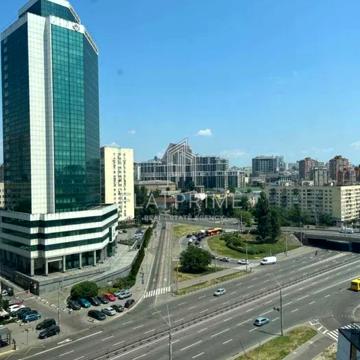 Берестейський просп. (Перемоги), 11