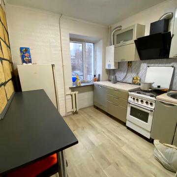 Продаж 2к Квартира Черняховського вулиця