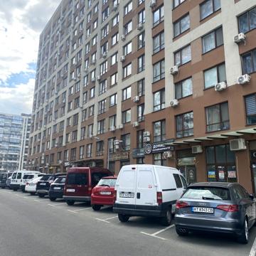 Європейського Союзу просп. (Правди), 43-А