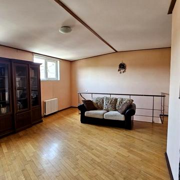 Продаж 4к Квартира Утьосова вулиця