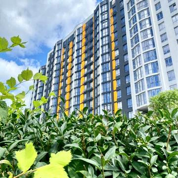 Євро трикімнатна кввртира в центрі Бучі