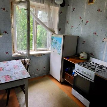 Продам 3ком брежневку на Косиора