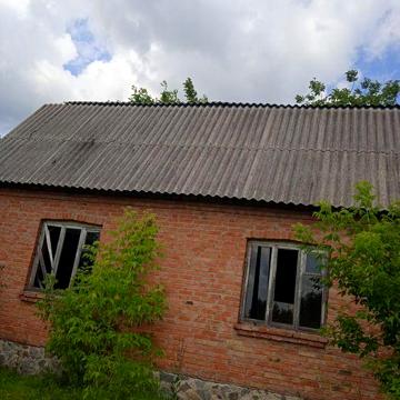 Продам будинок .