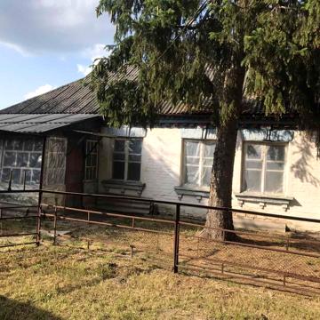 Увага! Ціну знижено!Продам будинок с.Яцьки 9000₴+торг
