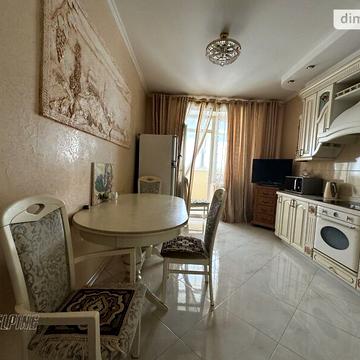 Продаж 3к Квартира Маршала Говорова вулиця