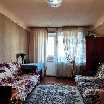 Центр Міста,2 кімнатна квартира Жилий стан , поверх 4/5,закрити двір