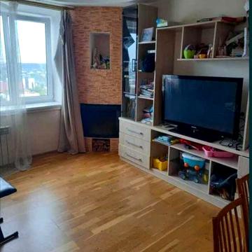 *2 кімнатнатна квартира в самому центрі Ірпеня