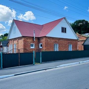 Продам будинок Центр