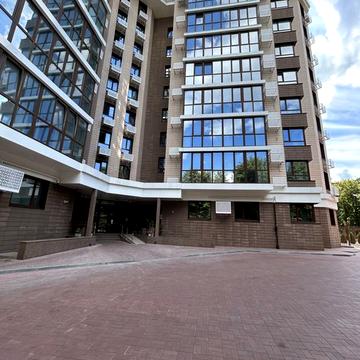 Продаж 3х в новобудові на центральцій площі Перемоги