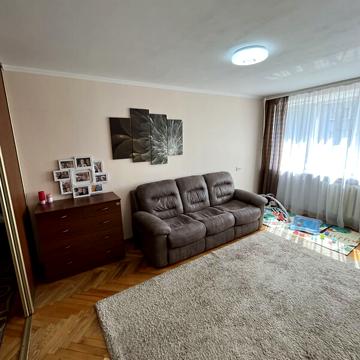 Продаж 4к Квартира Роксоляни вулиця