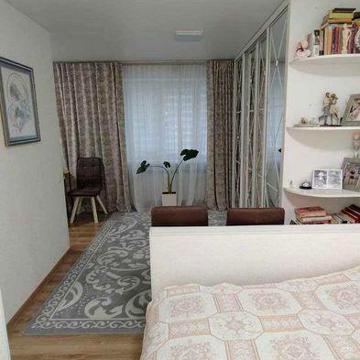 Продаж 1к квартири 30.6 кв.м. на вул. Тульчинська  9Б