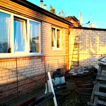 Продам добротний цегляний будинок в Дергачах