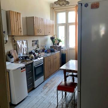 Продаж 3к Квартира Камінна вулиця