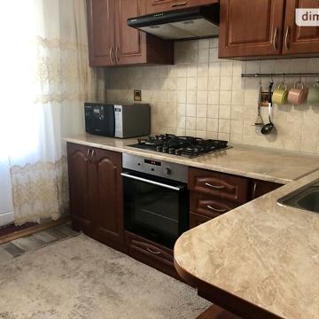 Продаж 2к Квартира Святоюріївська вулиця