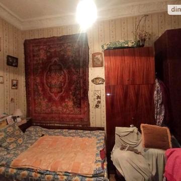 Продаж 4к Квартира вул. Середня