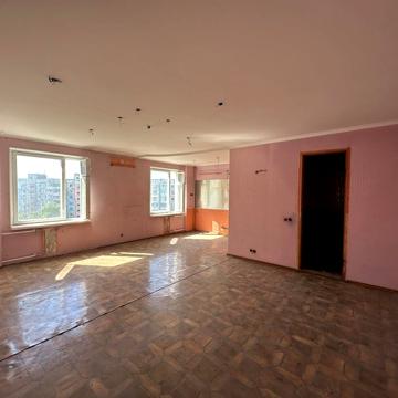 Продаж 2-ної квартири 70 м Фортечна