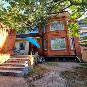 Продам дом на ул. Динамо пр. Гагарина можно под коммерцию