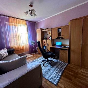 3-кімнатна квартира на Малікова