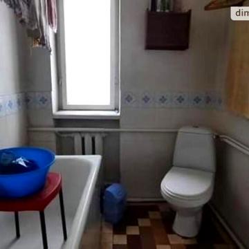 Продаж 3к Дім Довженка вулиця