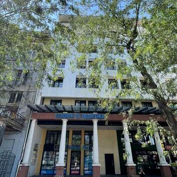 Продам 3х ком квартиру на Вице-Адмирала Жукова. Дерибасовская. Центр