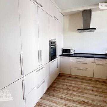 Продаж 3к Квартира вул. Лазурна ЖК Ривьера