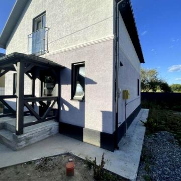 Продам будинок в чистовому та опаленням