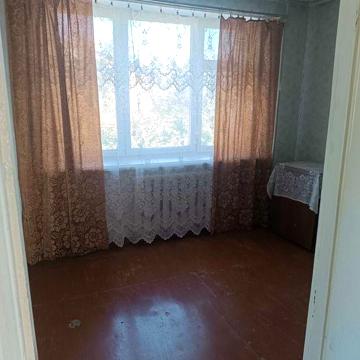 Продам 3-х кімнатну (двоповерхову) квартиру