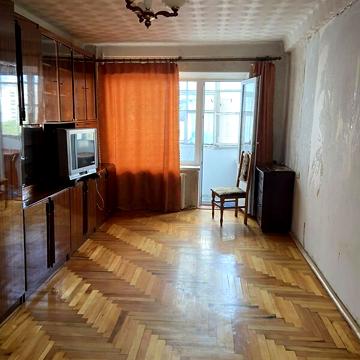 Продаж 3к Квартира Світла вулиця