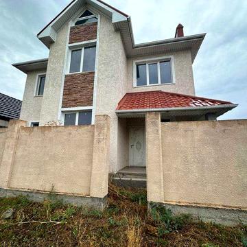 Предлагается к продаже дом под чистовую отделку в Совиньон-2.