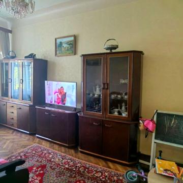 Гіршмана вул., 17