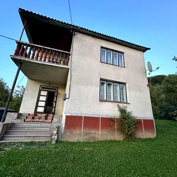 Продається будинок в с. Нересниця