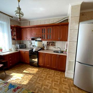 Продажа 4-х комнатная квартира 2/10 на Каштане