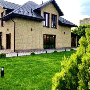 Продаж сучасного затишного будинку.