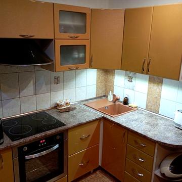 Продам 2-комн. квартиру с гаражом!