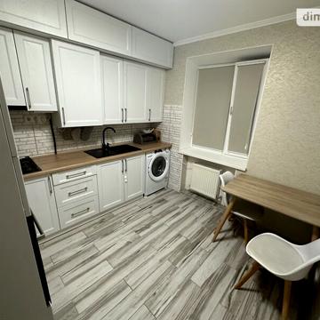 Продажа 2к квартира Ессенська вулиця