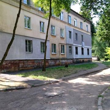 Продам квартиру 47м кв пр Конституции 26