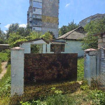 будинок у центрі міста,район приват банка!
