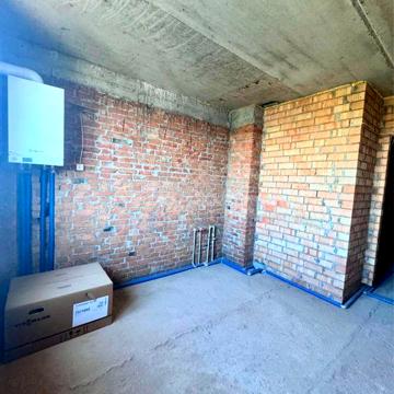 Продам 2-комнатную квартиру Афина -4